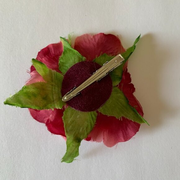 Pink Rose Barrette - Picture 3 of 3